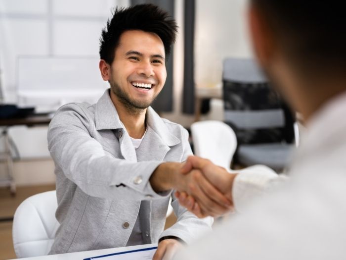 attract and source 5